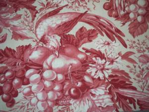 Tissu ancien ou vintage, motifs d'oiseaux, coloris rose