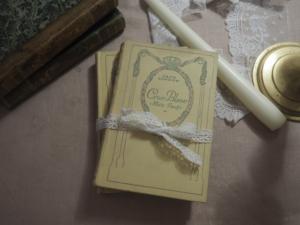 2 charmants petits livres anciens ,COLLECTION NELSON, déco shabby,